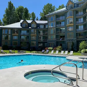 Spring Special Cascade Lodge Suite Wifi 2 Hot Tubs Pool Gym Sauna Ski & Bike Storage Room Whistler